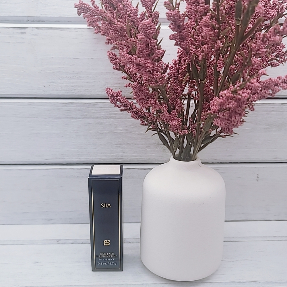 SIIA COSMETICS Duo Face Illuminating Multi Stick